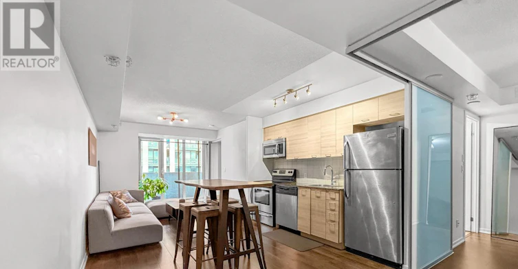 811-20 Joe Shuster Way, Toronto, ON, M6K 0A3 - 2