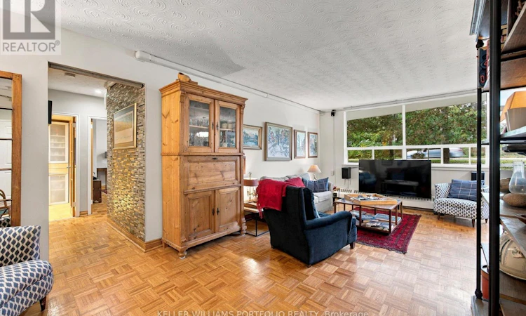 108-100 Coe Hill Drive