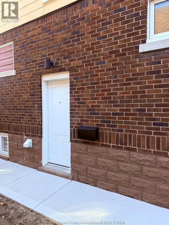 LOWER-1748 Hall Avenue, Windsor, ON, N8W 2L4 - 4