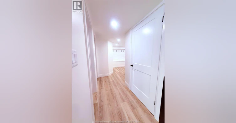 LOWER-1748 Hall Avenue, Windsor, ON, N8W 2L4 - 9