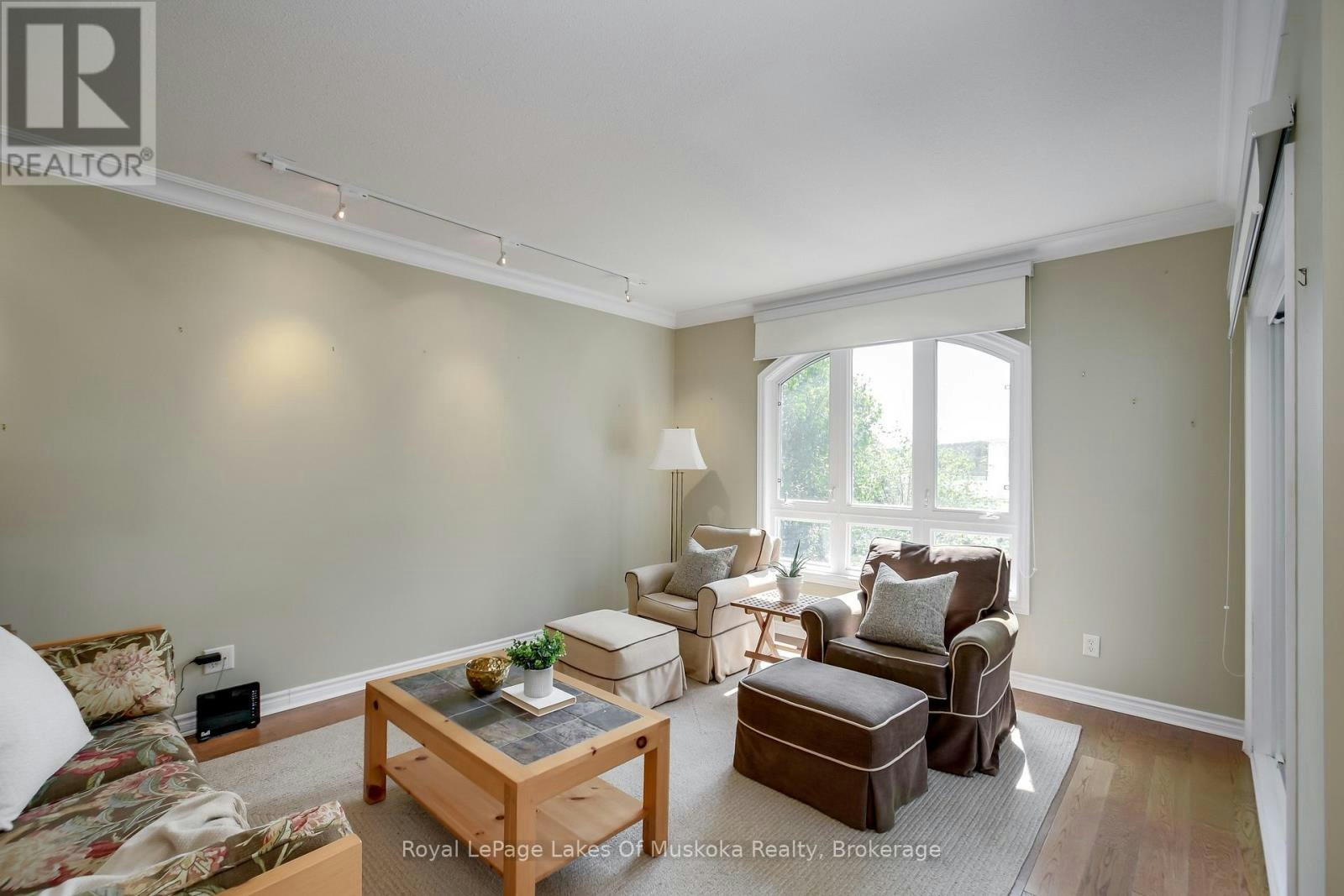 401-31 Dairy Lane, Huntsville, ON, P1H 2L7 - 10