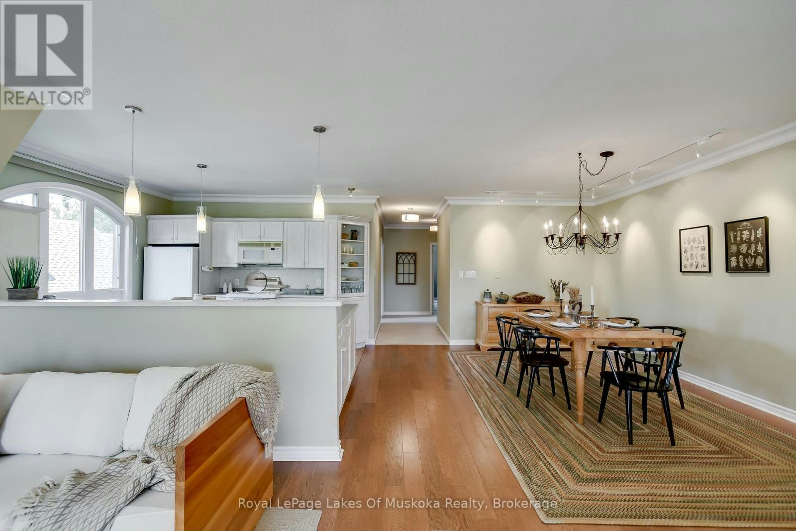 401-31 Dairy Lane, Huntsville, ON, P1H 2L7 - 11