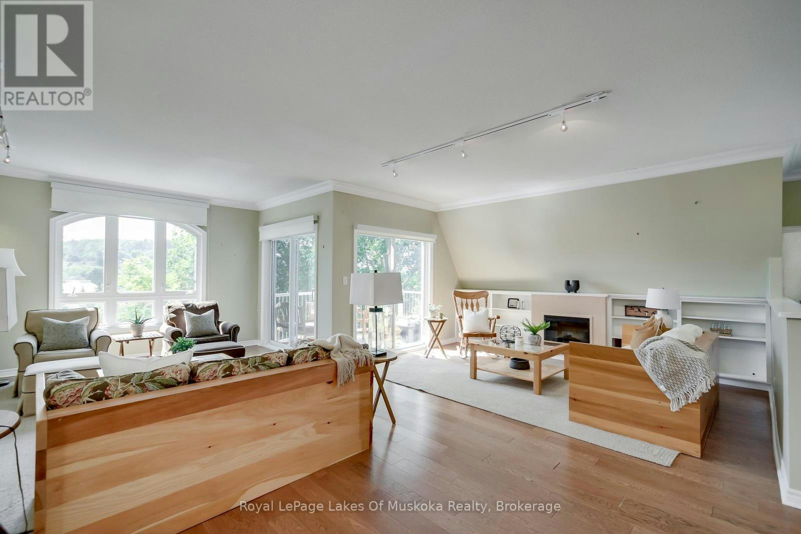 401-31 Dairy Lane, Huntsville, ON, P1H 2L7 - 9