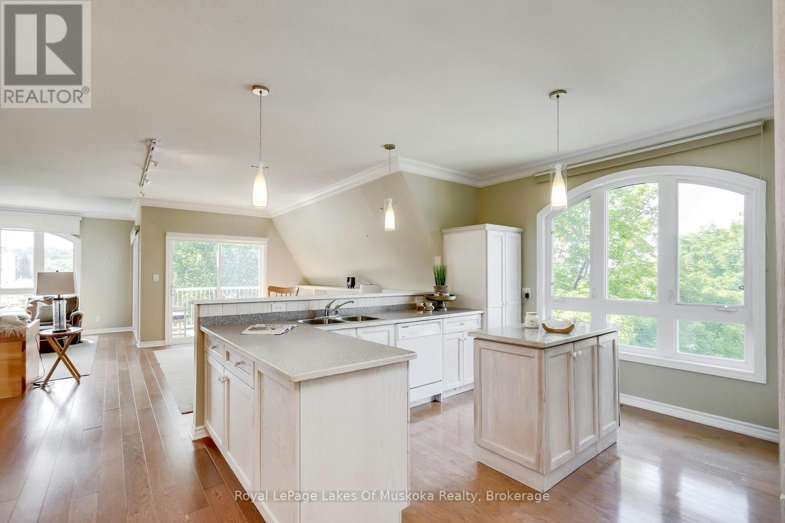 401-31 Dairy Lane, Huntsville, ON, P1H 2L7 - 6