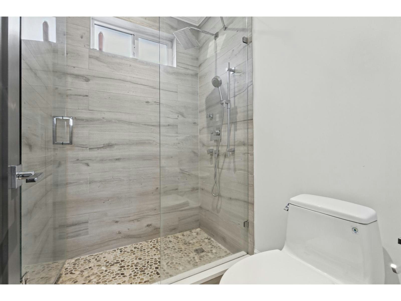 14237 Vine Avenue, Surrey, BC, V4B 2S9 - 29