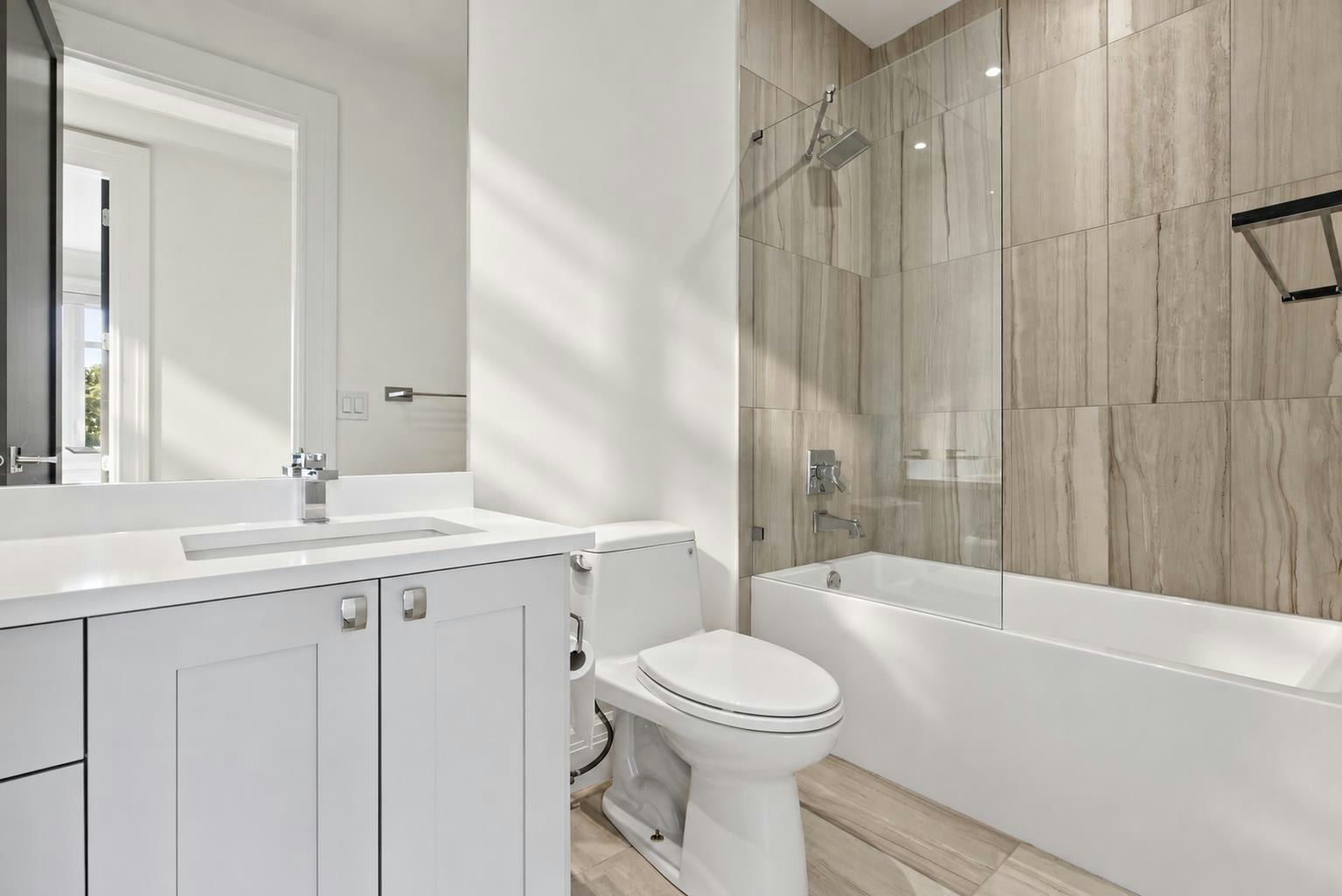 14237 Vine Avenue, Surrey, BC, V4B 2S9 - 22