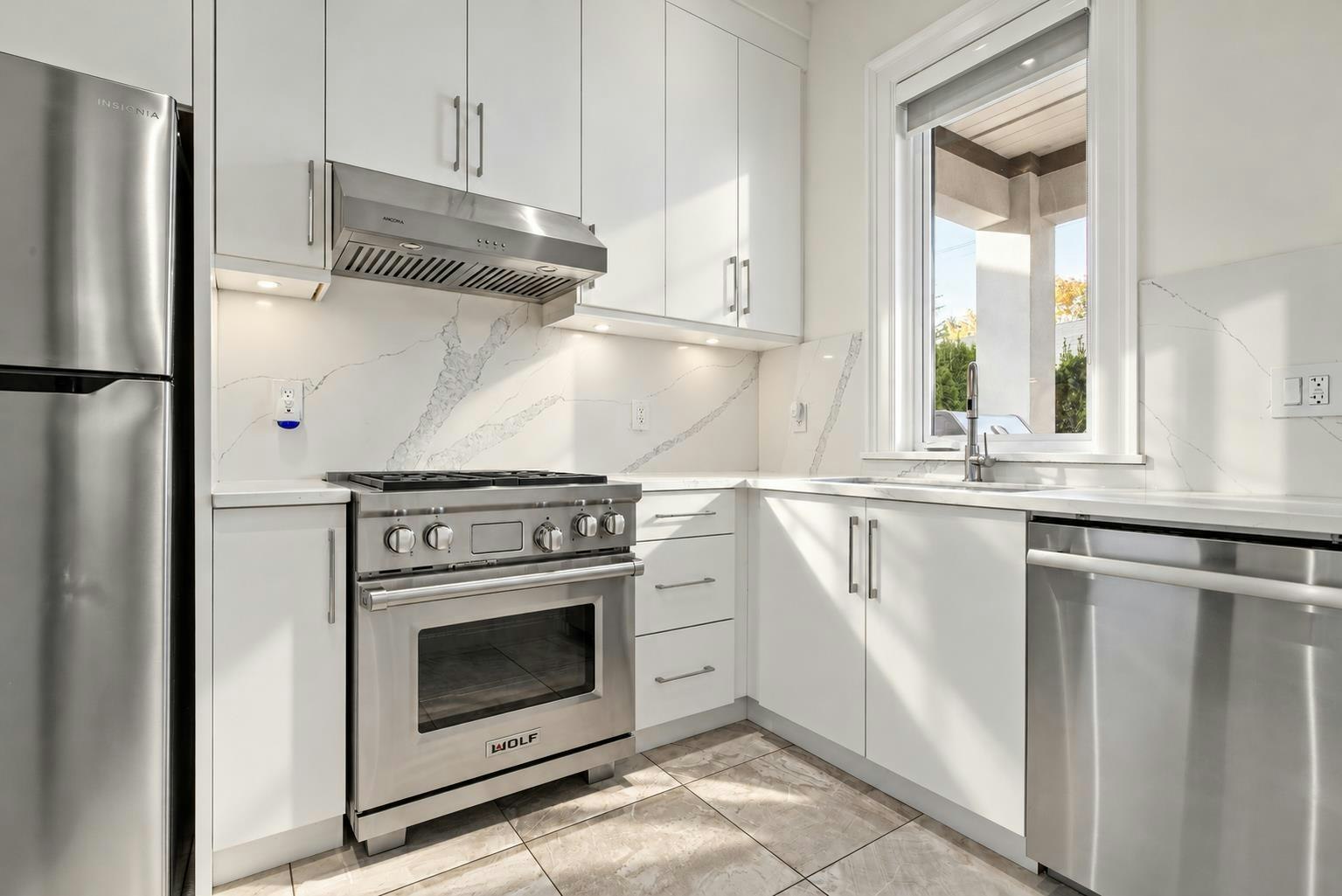 14237 Vine Avenue, Surrey, BC, V4B 2S9 - 11