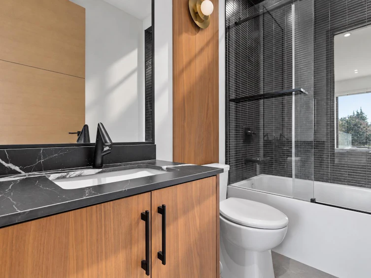 1072 Habgood Street, Surrey, BC, V4B 4W8 - 31