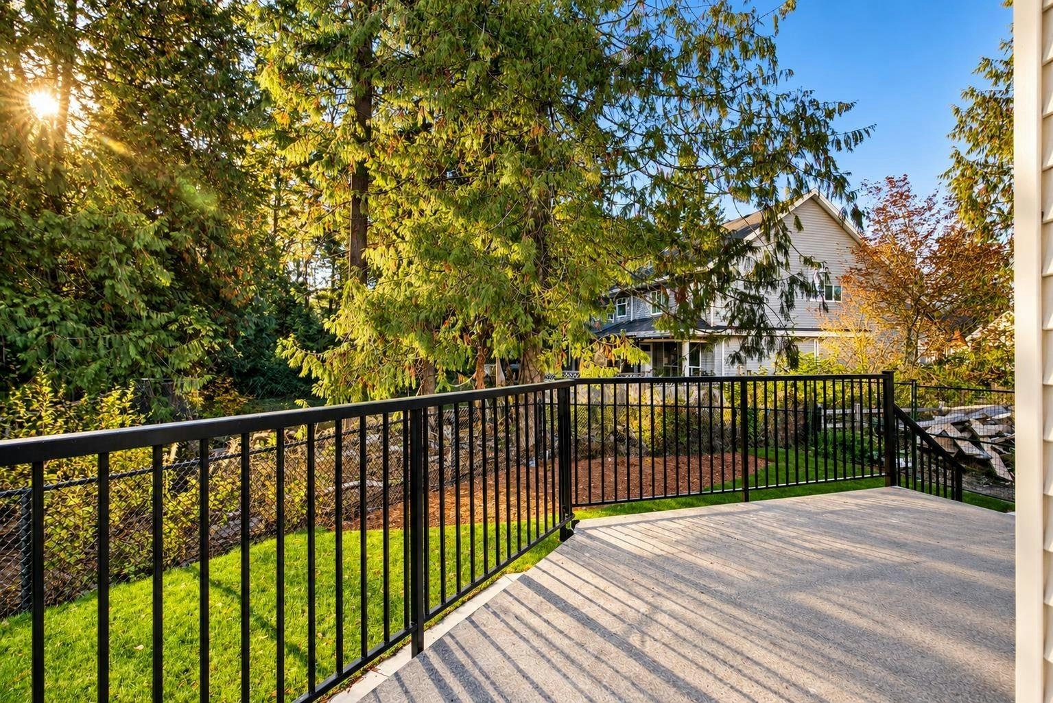 13919 64a Avenue, Surrey, BC, V3W 1Y7 - 24