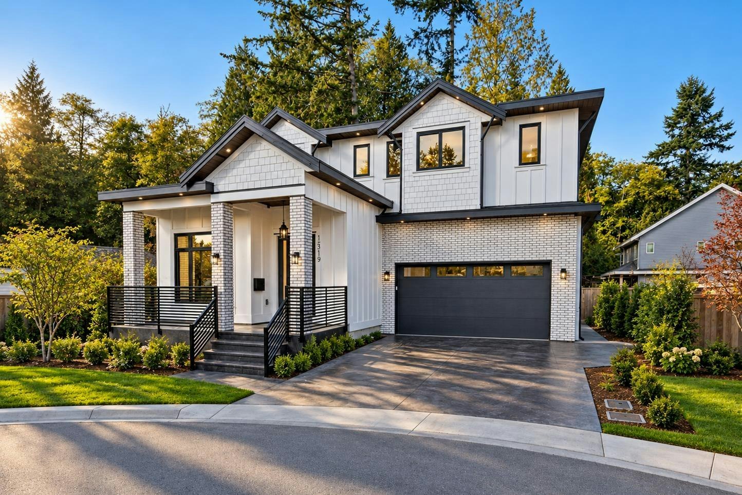 13919 64a Avenue, Surrey, BC, V3W 1Y7
