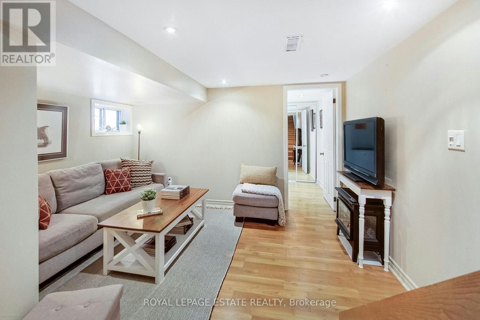 BSMT-4 Linton Avenue, Toronto, ON, M1N 1W6