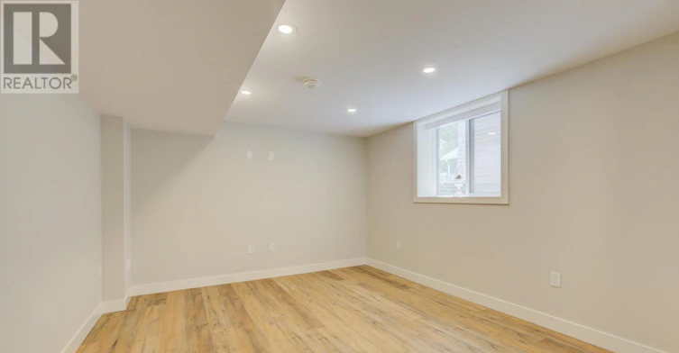 B-35 Second Avenue, Kitchener, ON, N2C 1N4 - 10