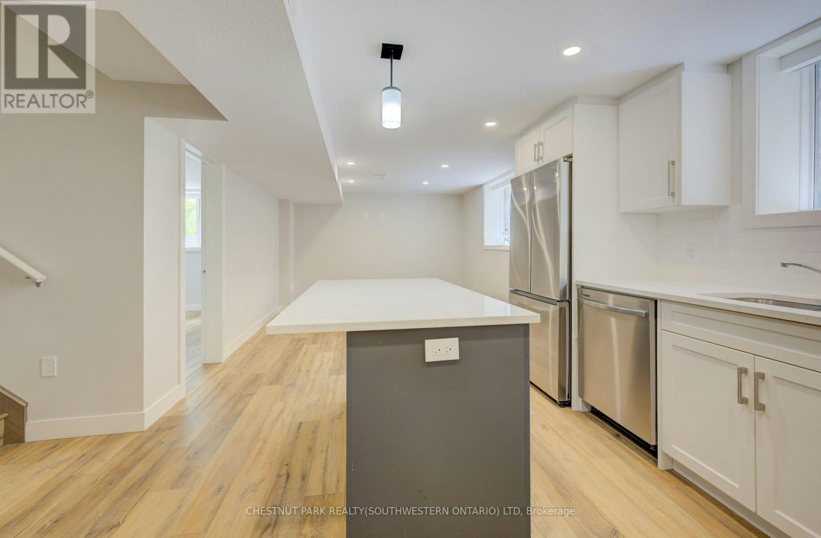 B-35 Second Avenue, Kitchener, ON, N2C 1N4 - 6