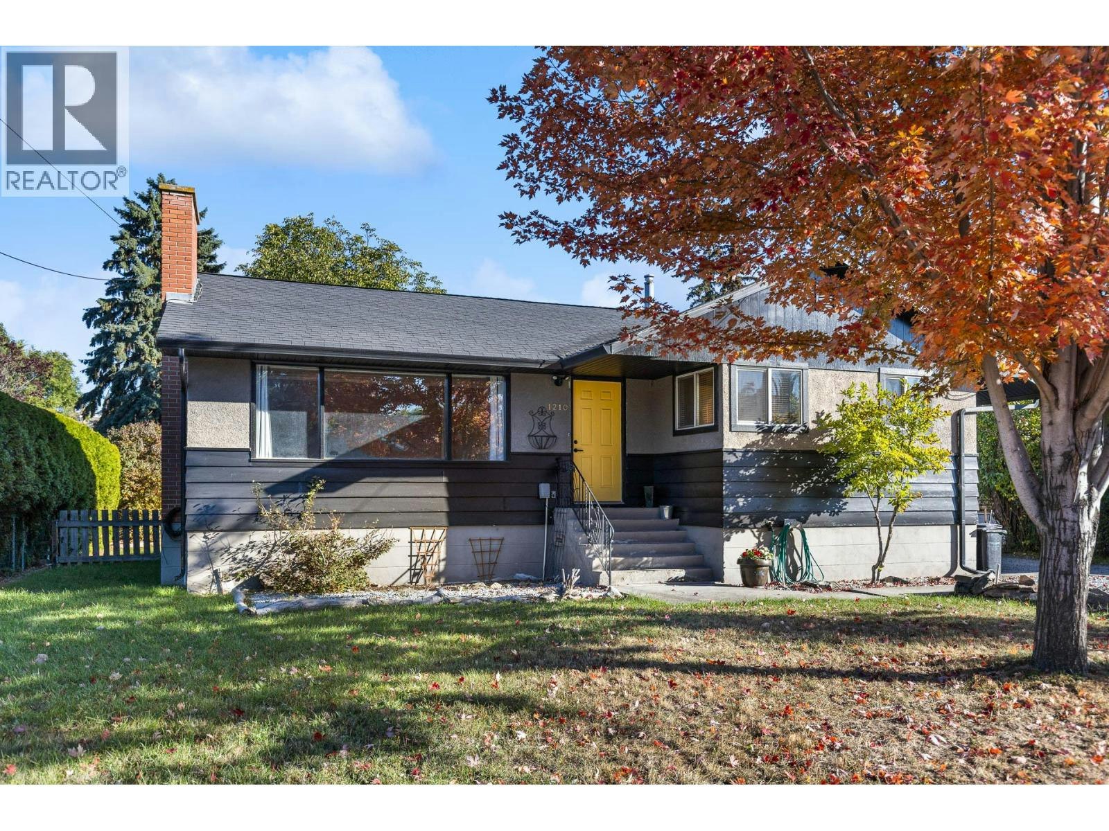 1210 Centennial Crescent, Kelowna, BC, V1Y 6K2