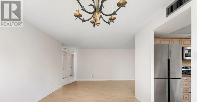 210-1101 Steeles Avenue W, Vaughan, ON, M2R 3W5 - 8