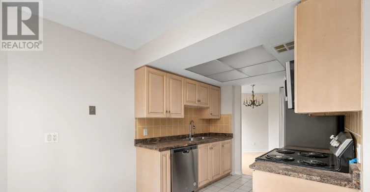 210-1101 Steeles Avenue W, Vaughan, ON, M2R 3W5 - 11