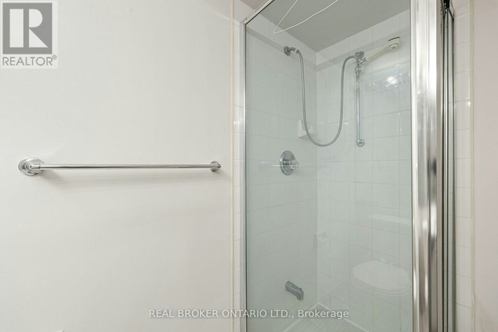 210-1101 Steeles Avenue W, Vaughan, ON, M2R 3W5 - 18
