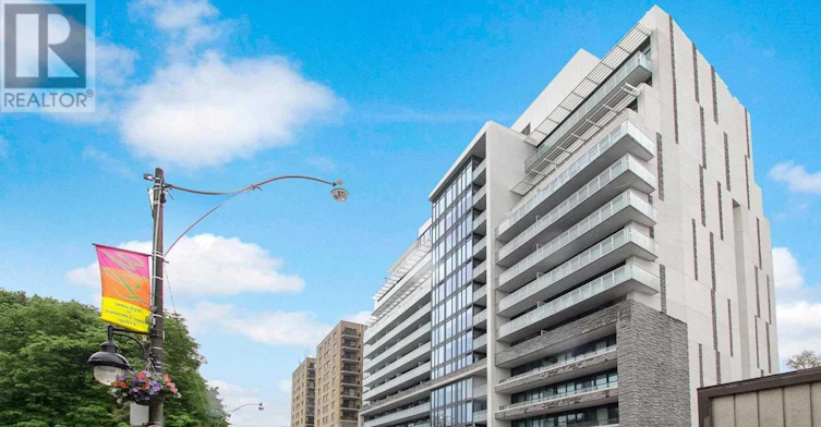 206-3018 Yonge Street, Toronto, ON, L4H 3T6