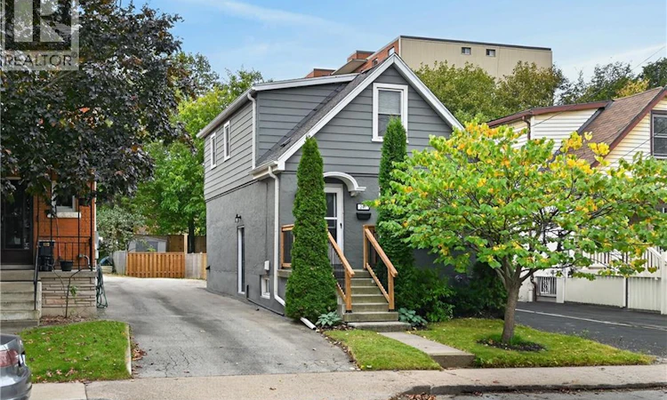 247 Homewood Avenue
