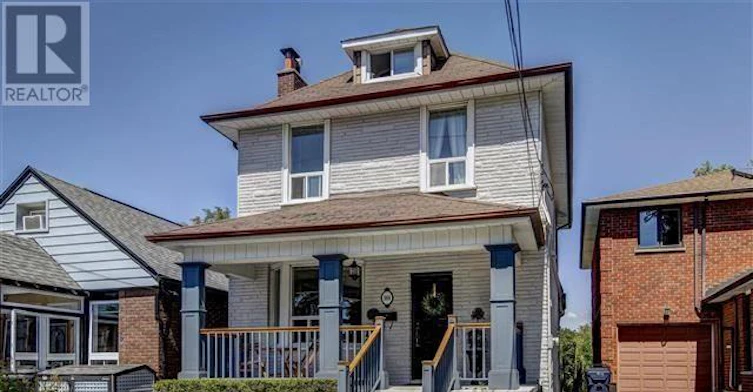 BSMT-988 Cosburn Avenue, Toronto, ON, M4C 2X1