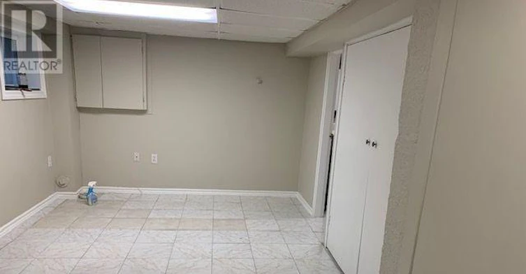 BSMT-988 Cosburn Avenue, Toronto, ON, M4C 2X1 - 12