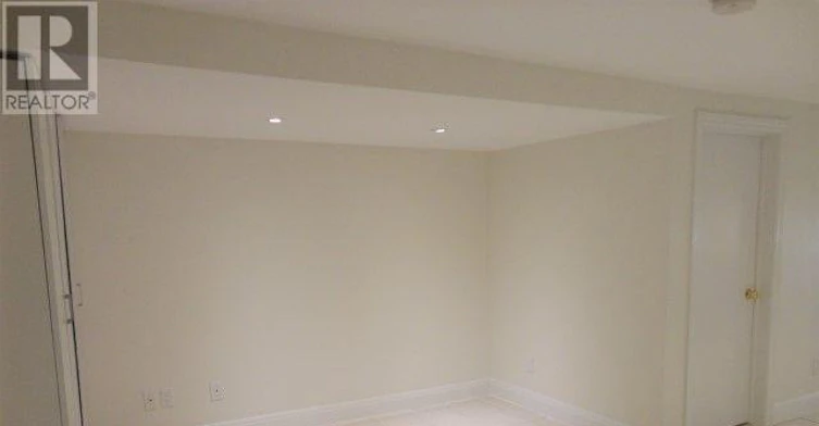 LOWER-190 Wineva Avenue, Toronto, ON, M4E 2T4 - 6