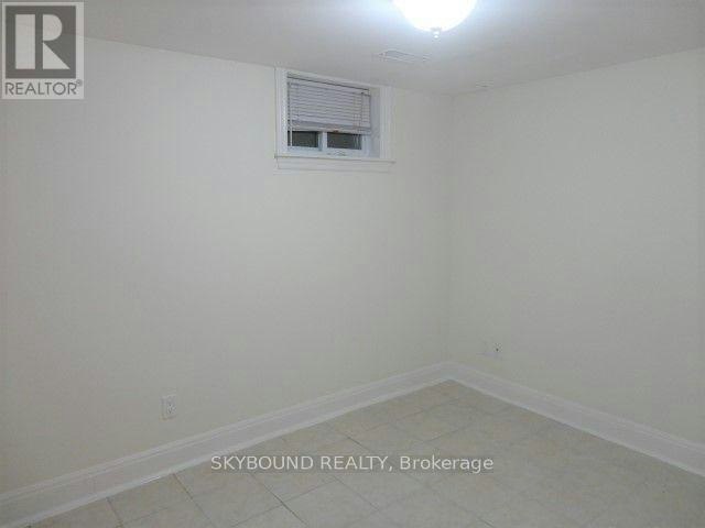 LOWER-190 Wineva Avenue, Toronto, ON, M4E 2T4 - 9