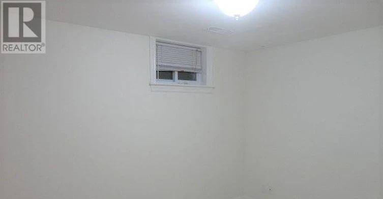 LOWER-190 Wineva Avenue, Toronto, ON, M4E 2T4 - 9