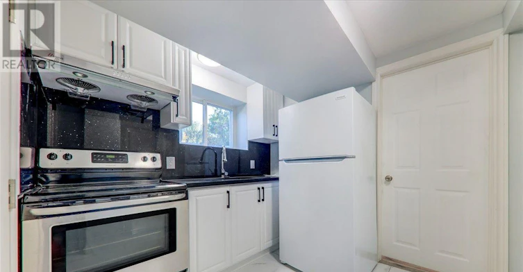 BSMT-34 Oakmeadow Boulevard, Toronto, ON, M1E 4G1 - 6