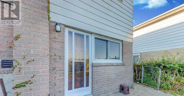 BSMT-34 Oakmeadow Boulevard, Toronto, ON, M1E 4G1 - 4