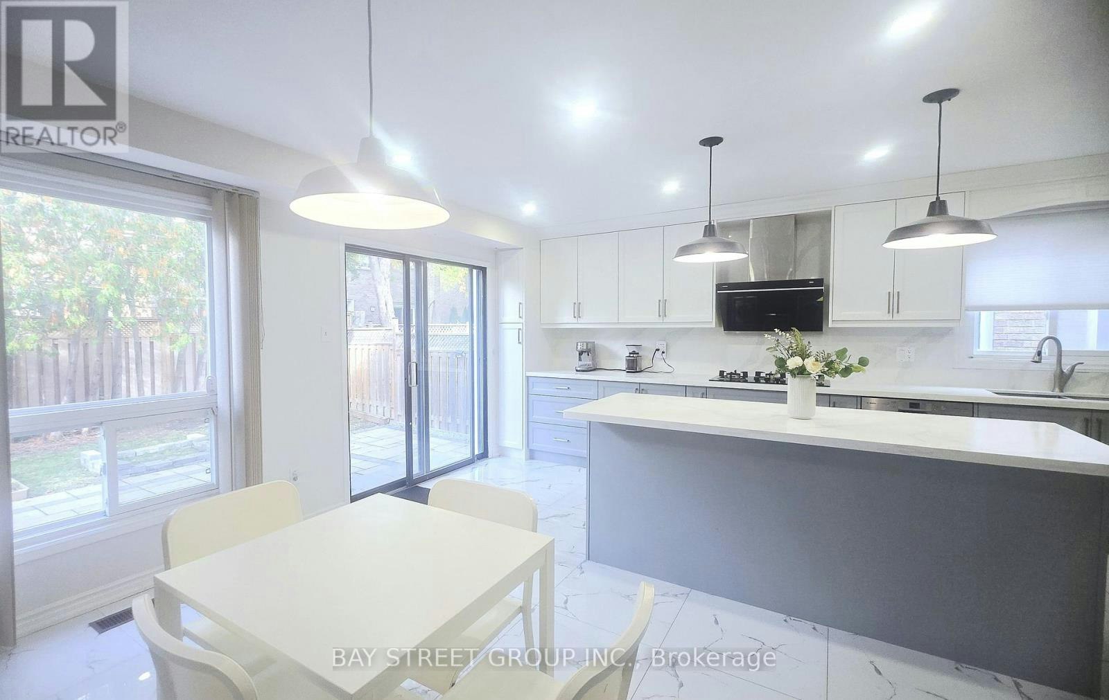 24 Beasley Drive, Richmond Hill, ON, L4C 7Z2 - 8