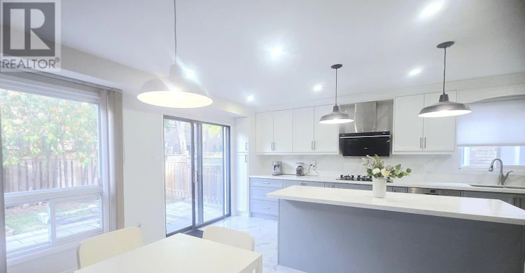 24 Beasley Drive, Richmond Hill, ON, L4C 7Z2 - 8