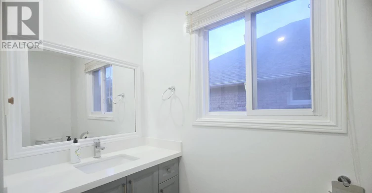 24 Beasley Drive, Richmond Hill, ON, L4C 7Z2 - 26