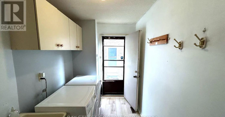 24 Beasley Drive, Richmond Hill, ON, L4C 7Z2 - 30