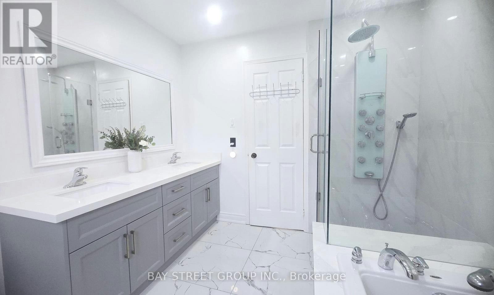 24 Beasley Drive, Richmond Hill, ON, L4C 7Z2 - 20