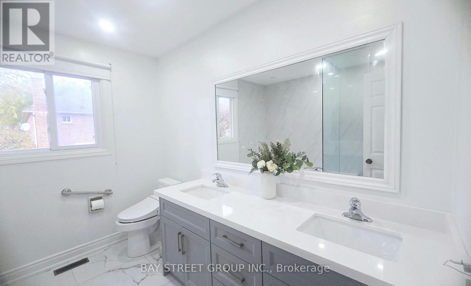 24 Beasley Drive, Richmond Hill, ON, L4C 7Z2 - 21