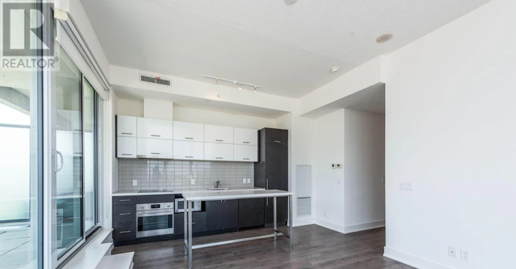 307-180 Enterprise Boulevard, Markham, ON, L6G 0G5 - 10