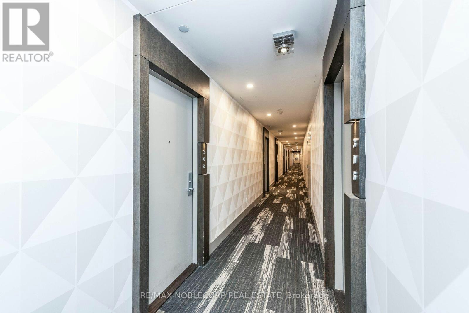 307-180 Enterprise Boulevard, Markham, ON, L6G 0G5 - 4