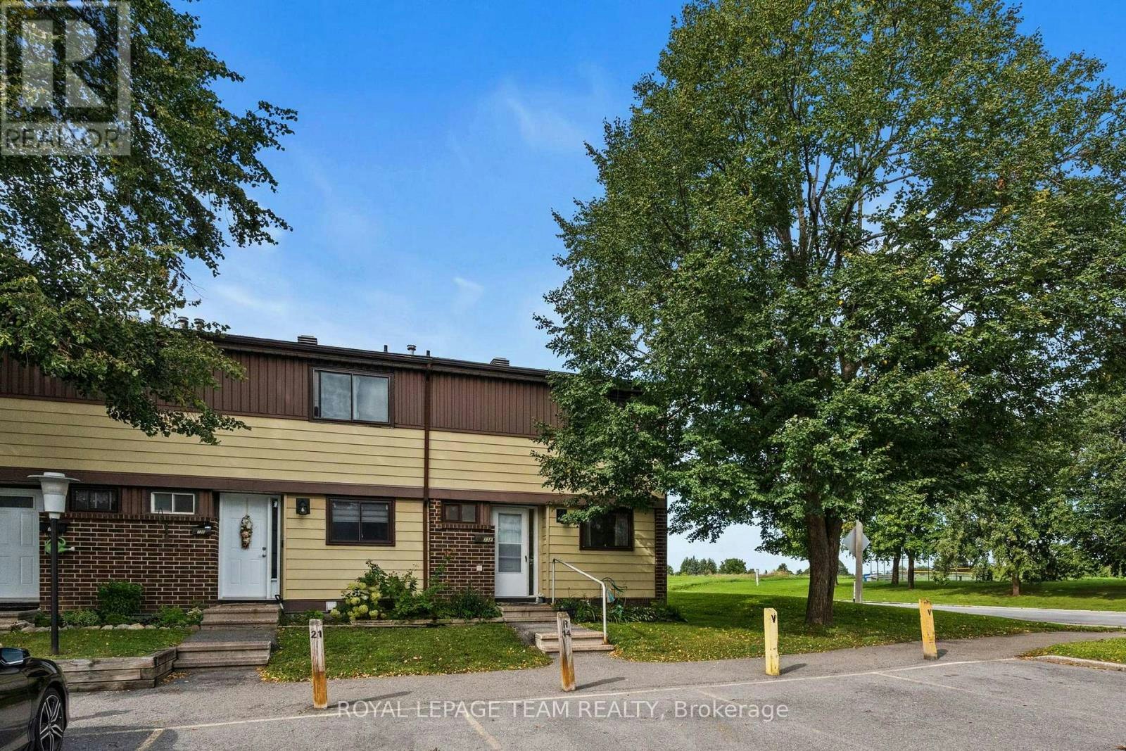 E-73 Foxfield Drive, Ottawa, ON, K2J 1L7