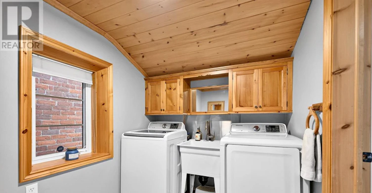 17 Peel Street, Penetanguishene, ON, L9M 1A5 - 5
