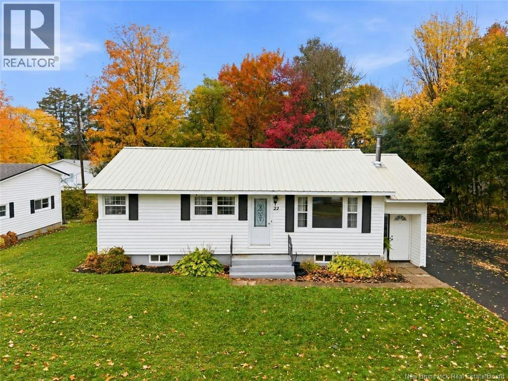 22 Bailey Avenue, Fredericton, NB, E3A 1H5