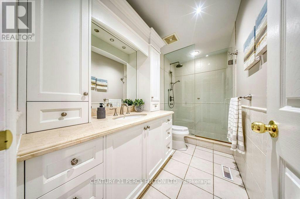 5522 Holbrook Road, Mississauga, ON, L5M 5G4 - 21