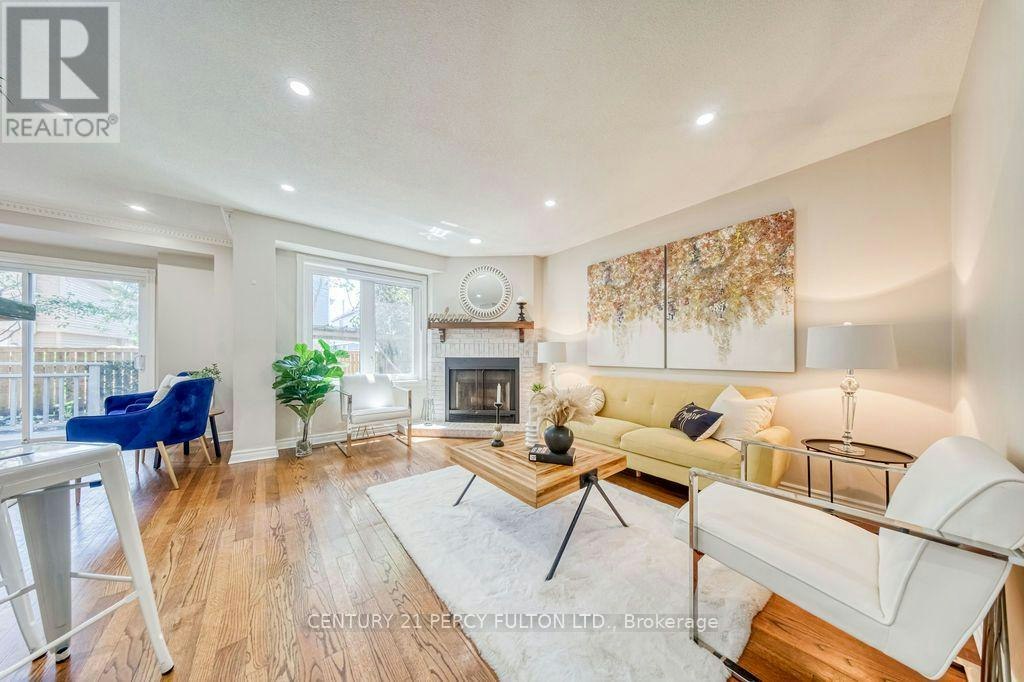 5522 Holbrook Road, Mississauga, ON, L5M 5G4 - 5