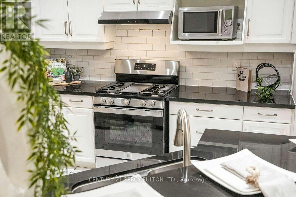 5522 Holbrook Road, Mississauga, ON, L5M 5G4 - 13