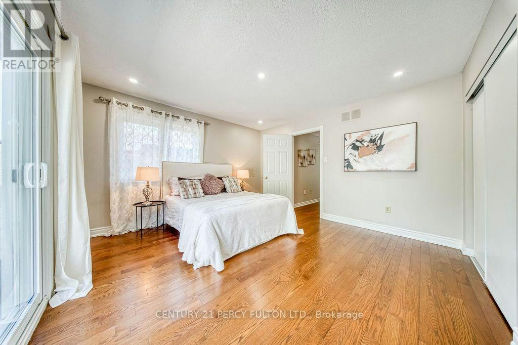 5522 Holbrook Road, Mississauga, ON, L5M 5G4 - 23