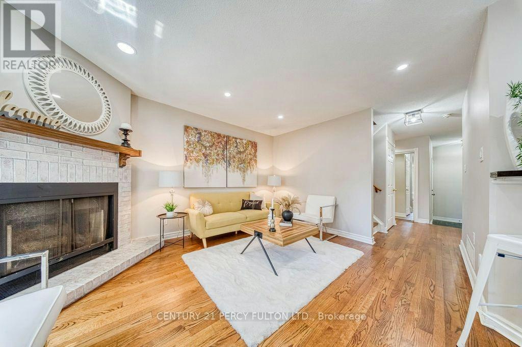 5522 Holbrook Road, Mississauga, ON, L5M 5G4 - 7