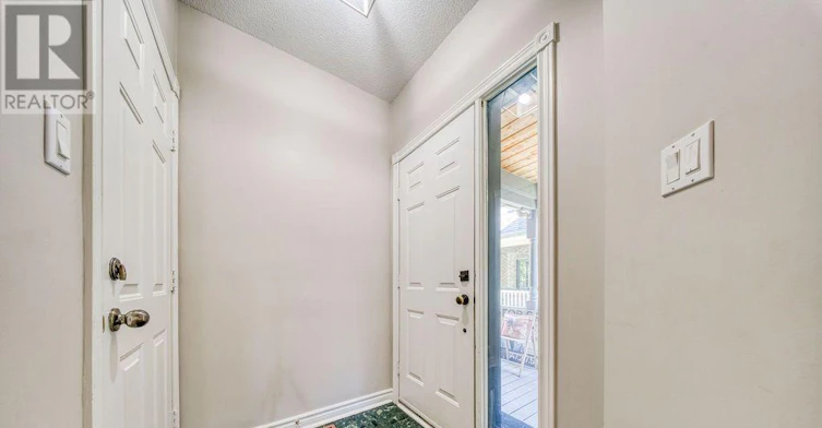 5522 Holbrook Road, Mississauga, ON, L5M 5G4 - 3