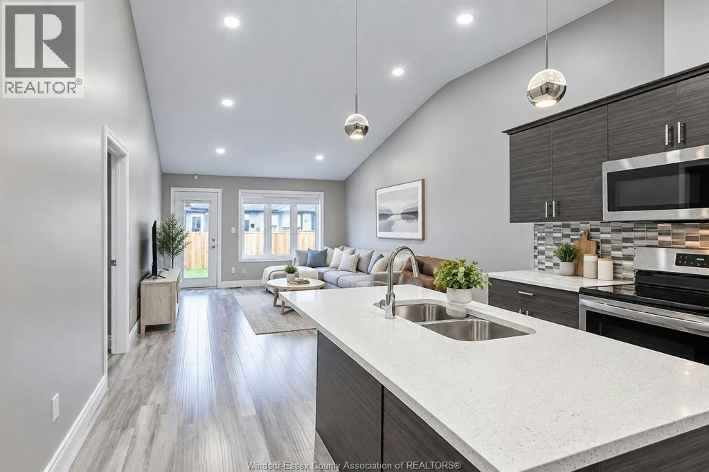 3619 Hallee Crescent, Windsor, ON, N8W 0B3 - 4