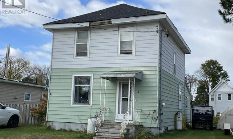 21 Aberdeen Street N