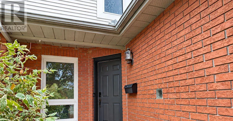 1409 Caravel Crescent, Ottawa, ON, K1E 3X4 - 3
